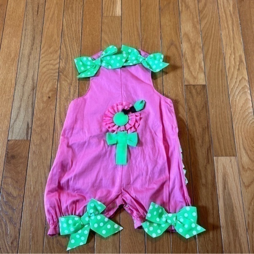 MUDPIE BABY Pink & Green “ladybug” Ruffle Fanny Romper size 0-6 months